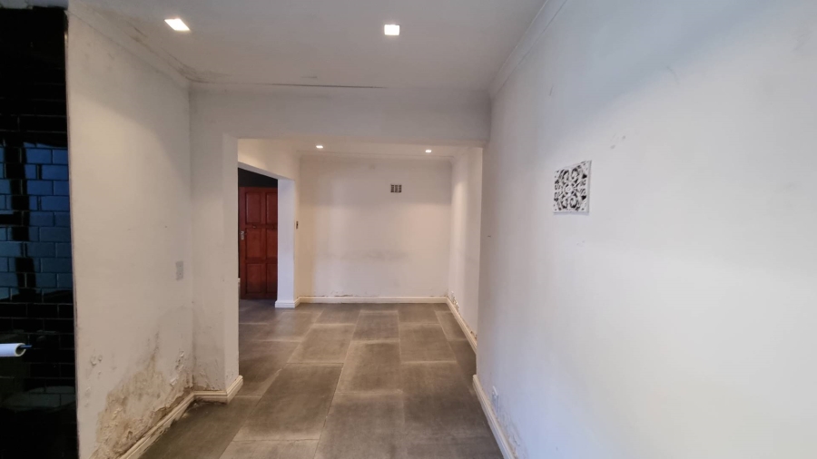 Commercial Property for Sale in Woodstock Western Cape